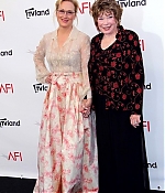 afi201202025-003.jpg