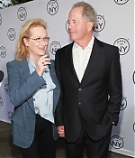 Filename=madeinnyawards01005.jpg
Filesize=108KiB
Dimensions=384x480
Date added=Jun 05, 2012 madeinnyawards01005.jpg