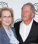 Filename=madeinnyawards01009.jpg
Filesize=126KiB
Dimensions=594x424
Date added=Jun 05, 2012 madeinnyawards01009.jpg