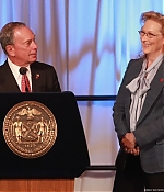 Filename=madeinnyawards04002.jpg
Filesize=158KiB
Dimensions=640x426
Date added=Jun 05, 2012 madeinnyawards04002.jpg