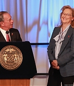 Filename=madeinnyawards04003.jpg
Filesize=156KiB
Dimensions=640x426
Date added=Jun 05, 2012 madeinnyawards04003.jpg