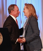 Filename=madeinnyawards04004.jpg
Filesize=150KiB
Dimensions=600x480
Date added=Jun 05, 2012 madeinnyawards04004.jpg