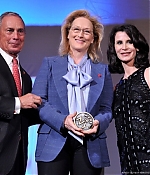 Filename=madeinnyawards06003.jpg
Filesize=153KiB
Dimensions=594x425
Date added=Jun 05, 2012 madeinnyawards06003.jpg
