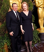 Filename=oscarluncheon004a.jpg
Filesize=175KiB
Dimensions=395x594
Date added=Feb 07, 2012 oscarluncheon004a.jpg