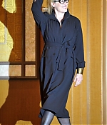 Filename=tilpresstokyo006.jpg
Filesize=109KiB
Dimensions=329x594
Date added=Mar 07, 2012 tilpresstokyo006.jpg