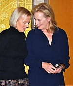 Filename=tilpresstokyo012.jpg
Filesize=290KiB
Dimensions=907x1024
Date added=Mar 18, 2012 tilpresstokyo012.jpg