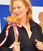 Filename=tilpresstokyo064.jpg
Filesize=81KiB
Dimensions=333x500
Date added=Mar 08, 2012 tilpresstokyo064.jpg