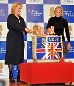 Filename=tilpresstokyo069c.jpg
Filesize=297KiB
Dimensions=839x1024
Date added=Mar 18, 2012 tilpresstokyo069c.jpg