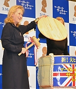 Filename=tilpresstokyo076a.jpg
Filesize=134KiB
Dimensions=500x500
Date added=Mar 08, 2012 tilpresstokyo076a.jpg
