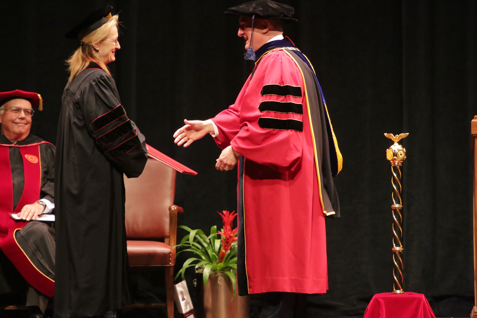 iuhonorarydegree090010.jpg