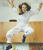 198006vogue006.jpg