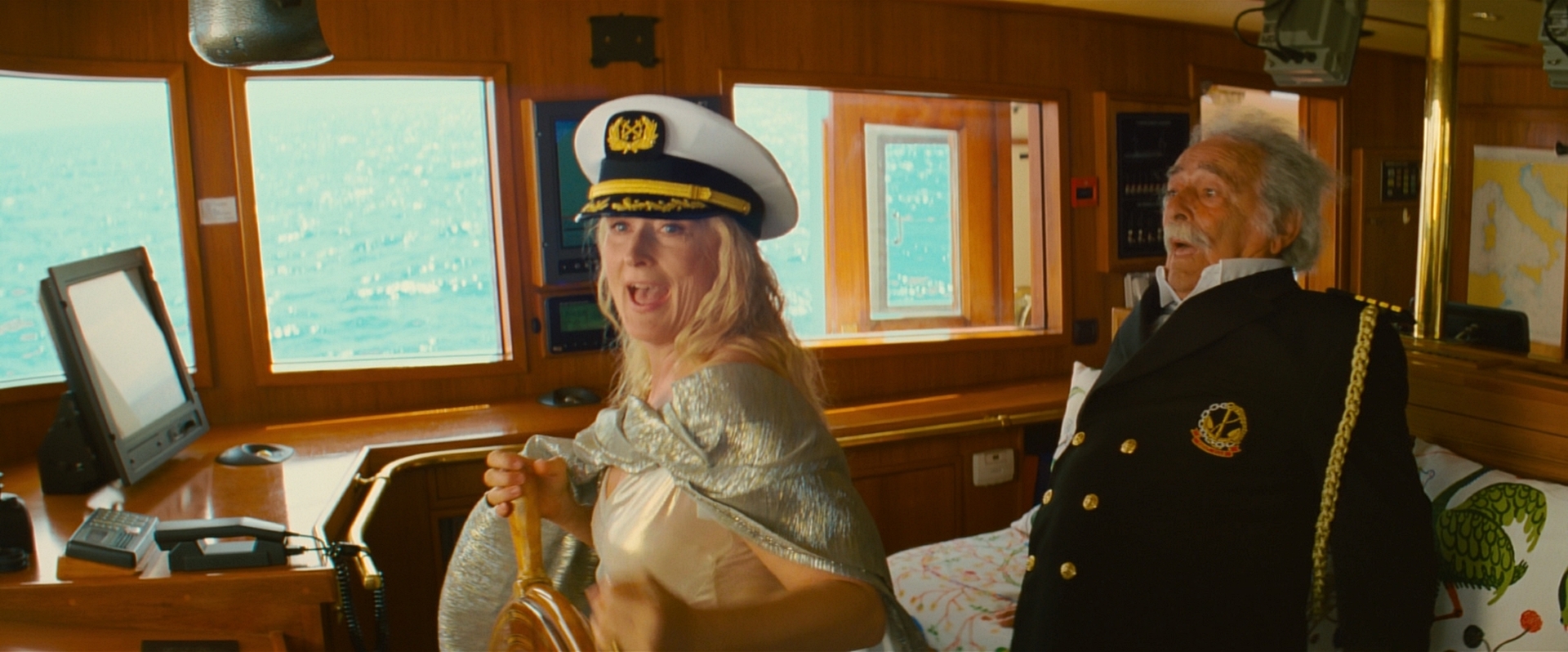cap0239.jpg
