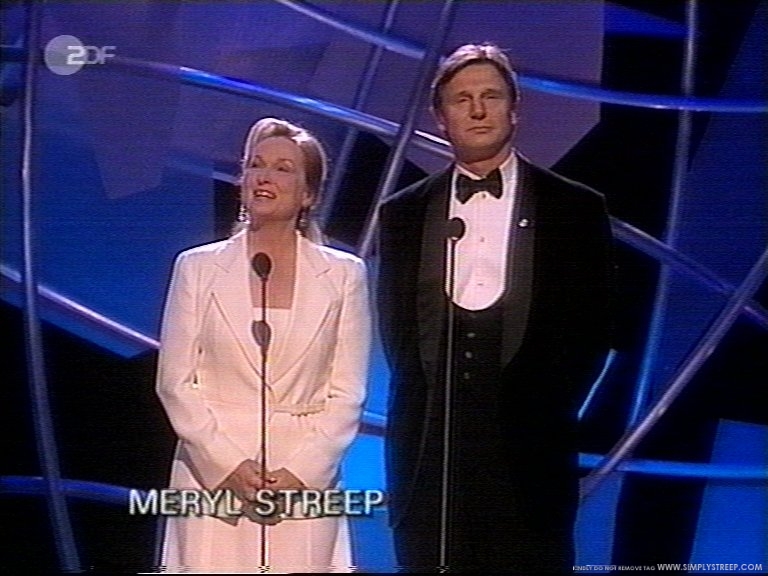 nobelpeaceprizescreencap05.jpg