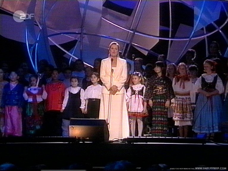 nobelpeaceprizescreencap16.jpg