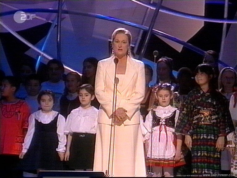 nobelpeaceprizescreencap18.jpg