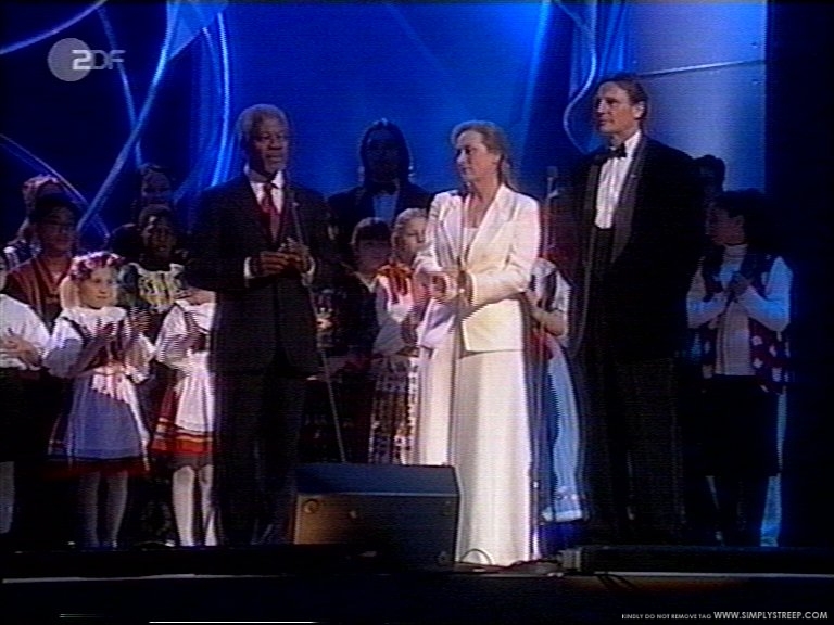 nobelpeaceprizescreencap31.jpg