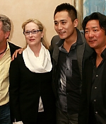 Filename=darkmatterscreening007.jpg
Filesize=74KiB
Dimensions=600x400
Date added=Jun 11, 2009 darkmatterscreening007.jpg